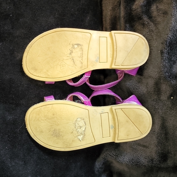 Purple Sparkle Flower Cherokee Sandles - Picture 3 of 3